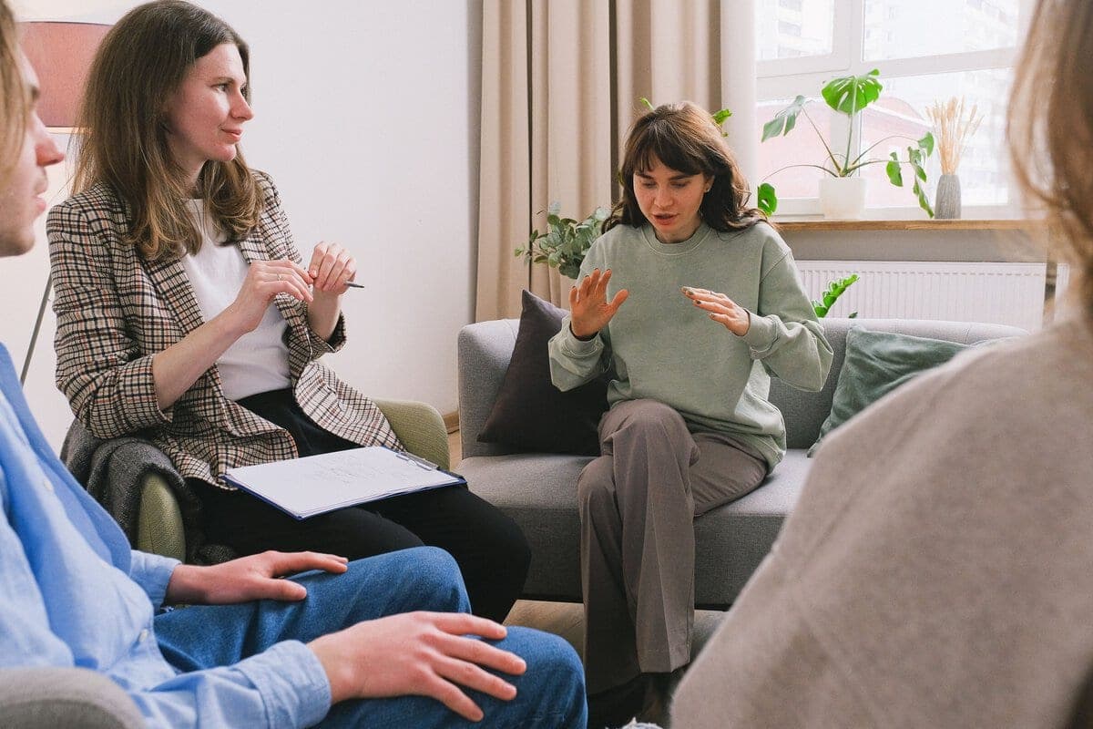 What to Talk About in Therapy - 10 Things From Your Week
